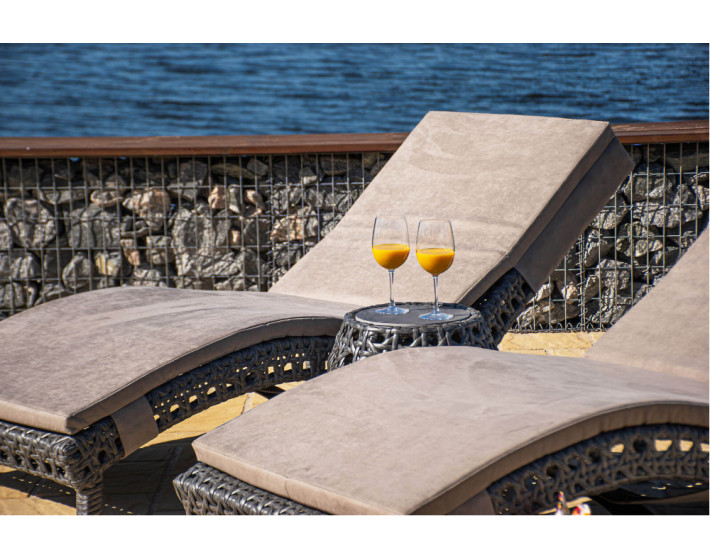 Шезлонг из ротанга «Савойя Лаунж»